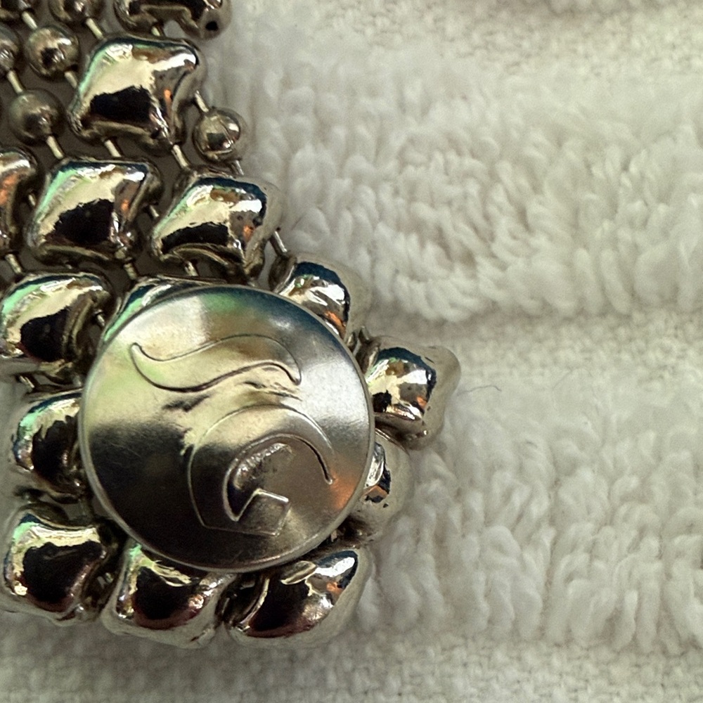 Intricate Silver Star Bracelet and Earring Set - Picture 4 of 4